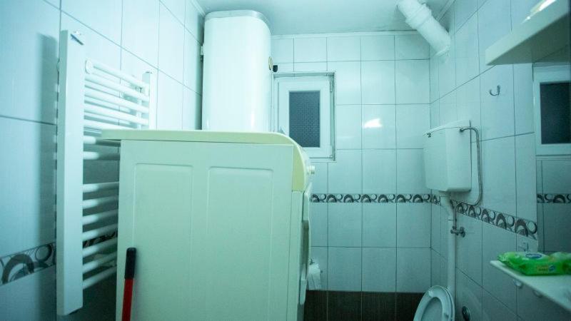 Private Cozy Room 1 With Shared Kitchen In Appartment, Downtown 베오그라드 외부 사진